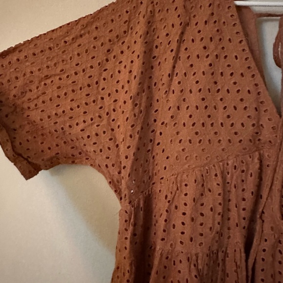 Wishlist Apparel Eyelet Babydoll Dress size Large - Picture 2 of 3